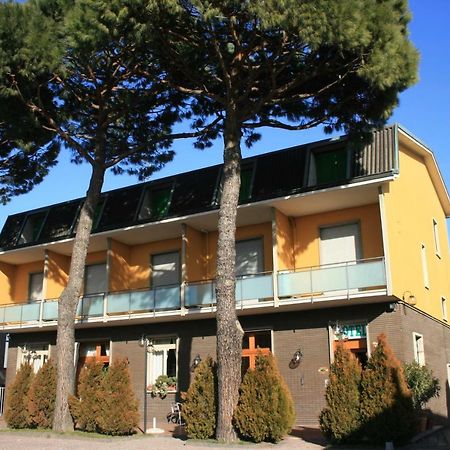 Albergo Nardini Lentate sul Seveso Eksteriør bilde